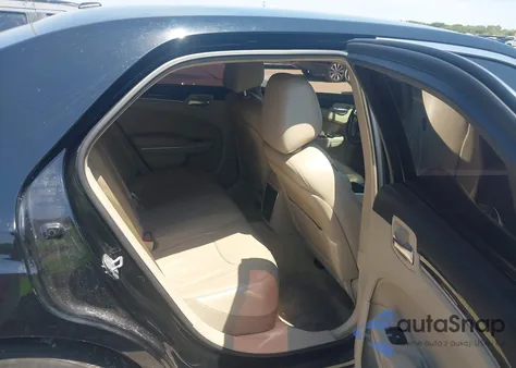 2014 Chrysler 300 from USA, damaged, VIN 2C3CCAAG4EH256929